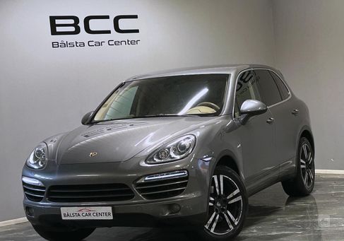 Porsche Cayenne, 2011