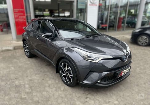 Toyota C-HR, 2017