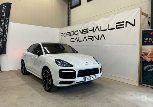 Porsche Cayenne, 2022