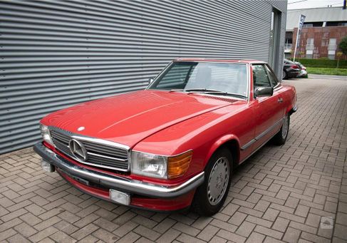 Mercedes-Benz SL Klasė, 1989