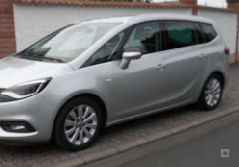 Opel Zafira Tourer, 2019