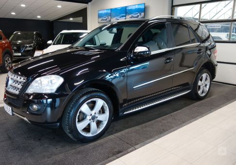 Mercedes-Benz ML 350, 2010