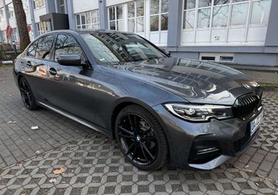 BMW 318, 2020