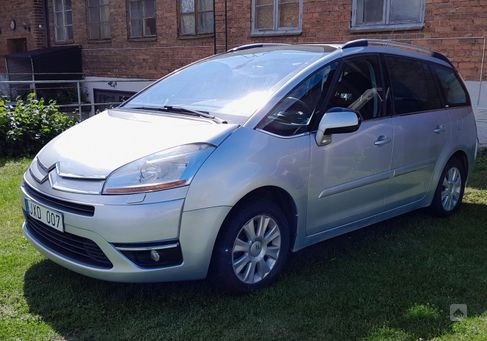 Citroën Grand C4 Picasso, 2010