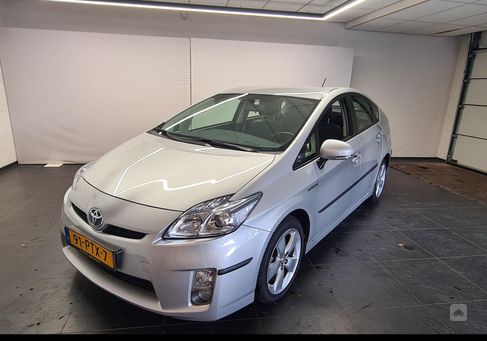 Toyota Prius, 2011