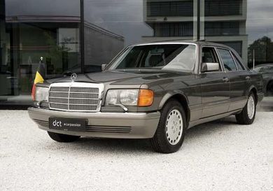 Mercedes-Benz 560, 1988