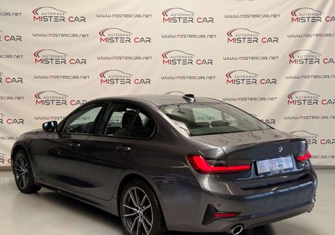 BMW 320, 2021 3