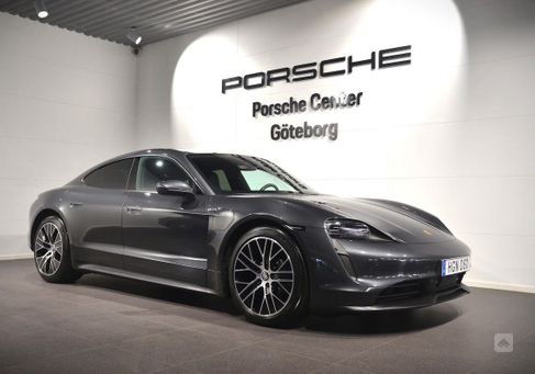 Porsche Taycan, 2022