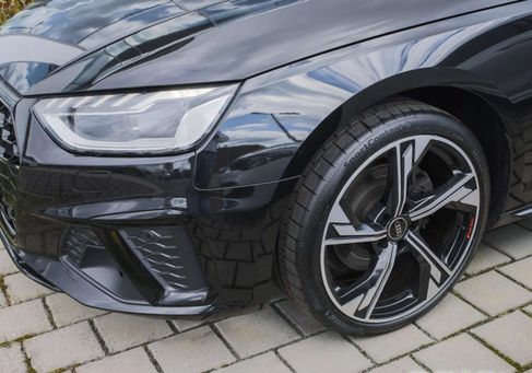 Audi A4, 2022