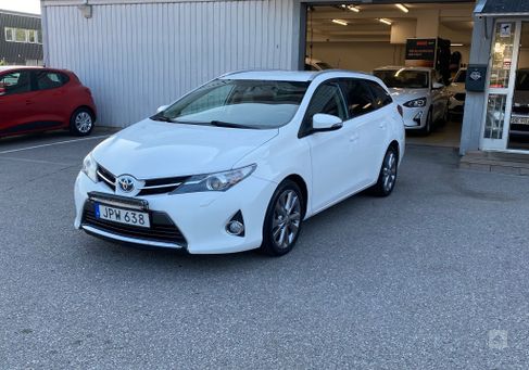 Toyota Auris Touring Sports, 2014