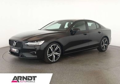 Volvo S60, 2022