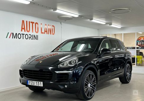 Porsche Cayenne, 2015