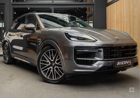 Porsche Cayenne, 2024