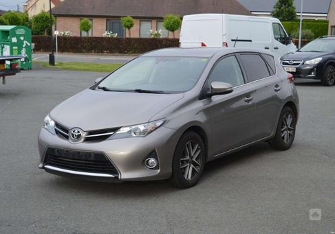 Toyota Auris, 2014