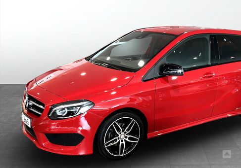 Mercedes-Benz B 180, 2016