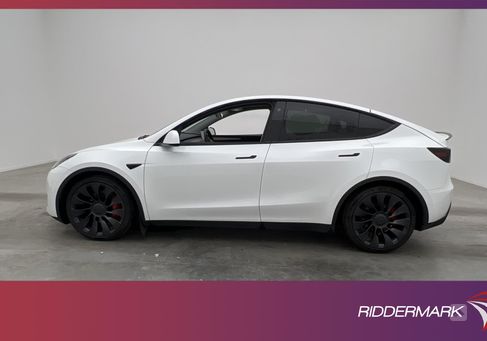 Tesla Model Y, 2022