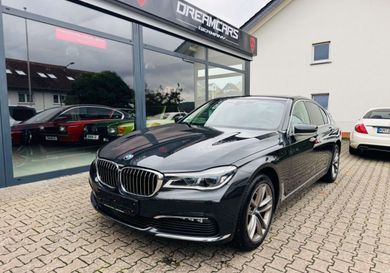 BMW 750, 2017