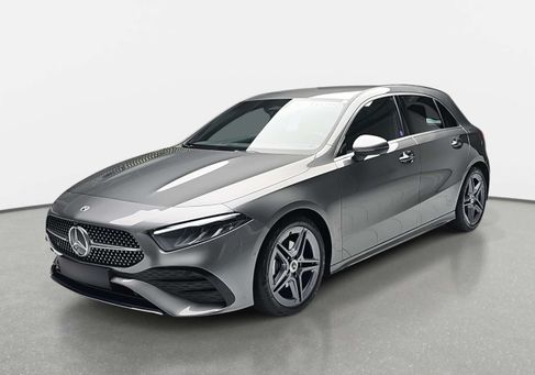 Mercedes-Benz A 180, 2025