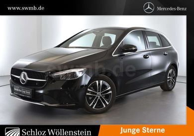 Mercedes-Benz B 180, 2025