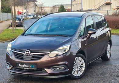 Opel Zafira Tourer, 2017