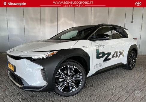 Toyota, 2022