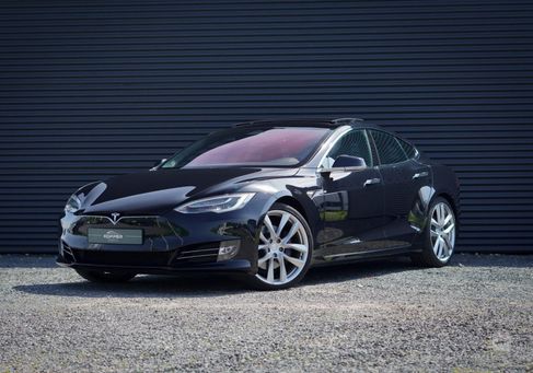 Tesla Model S, 2018