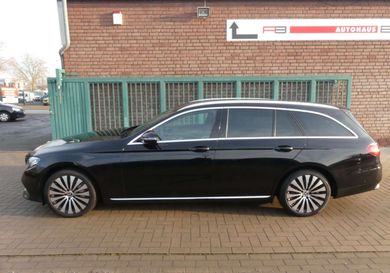 Mercedes-Benz E 350, 2017