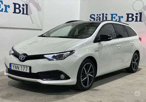 Toyota Auris Touring Sports, 2017