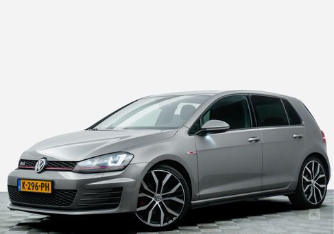 Volkswagen Golf, 2015