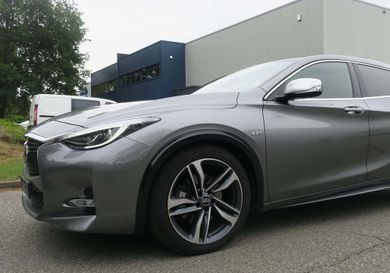 Infiniti, 2016